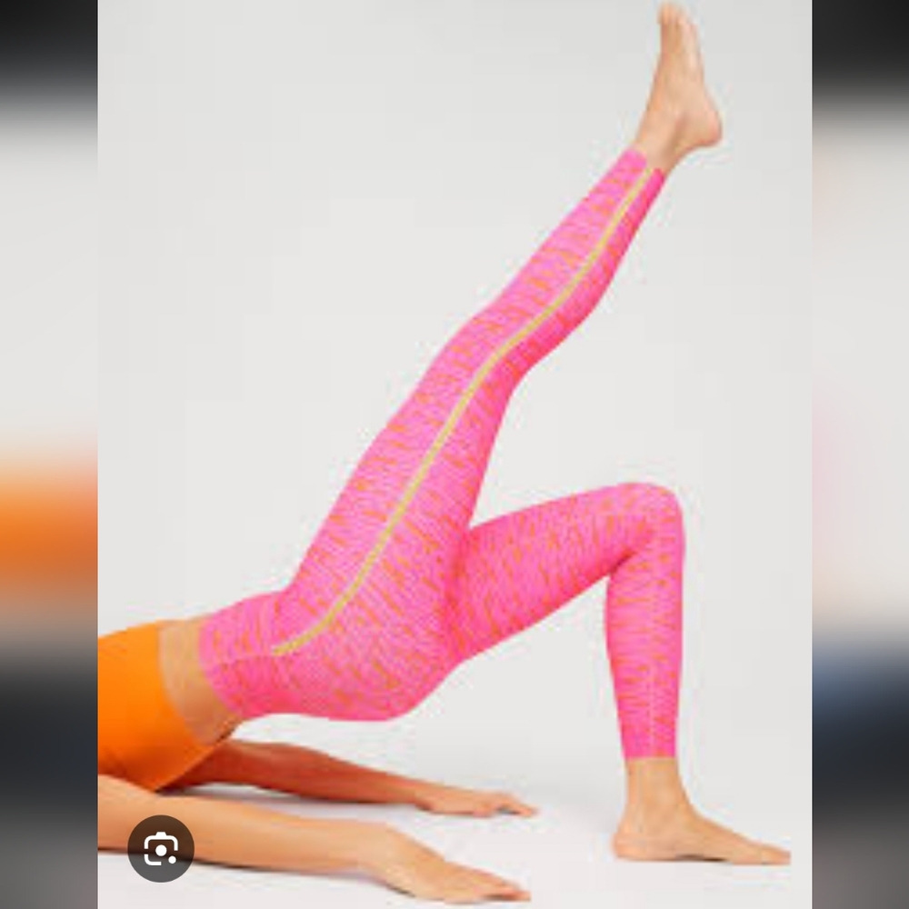 Aerie Offline Hirise Goals 7/8 Pink Patterned Leggings Crochet Stripe M